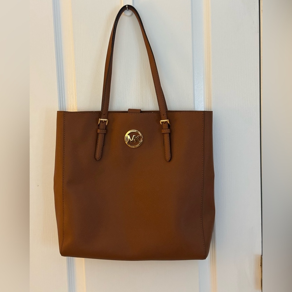 Michael Kors Leather Tote Bag-Color Acorn-NWOT